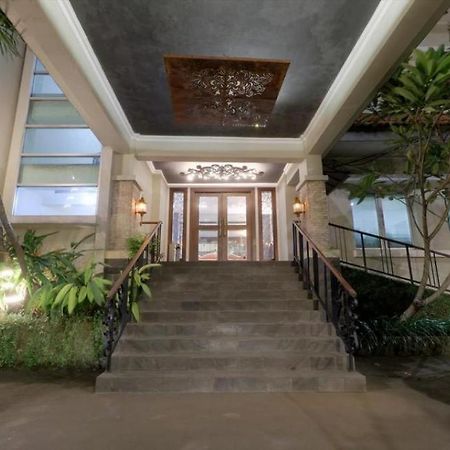 Mutiara Suites Джакарта Екстериор снимка