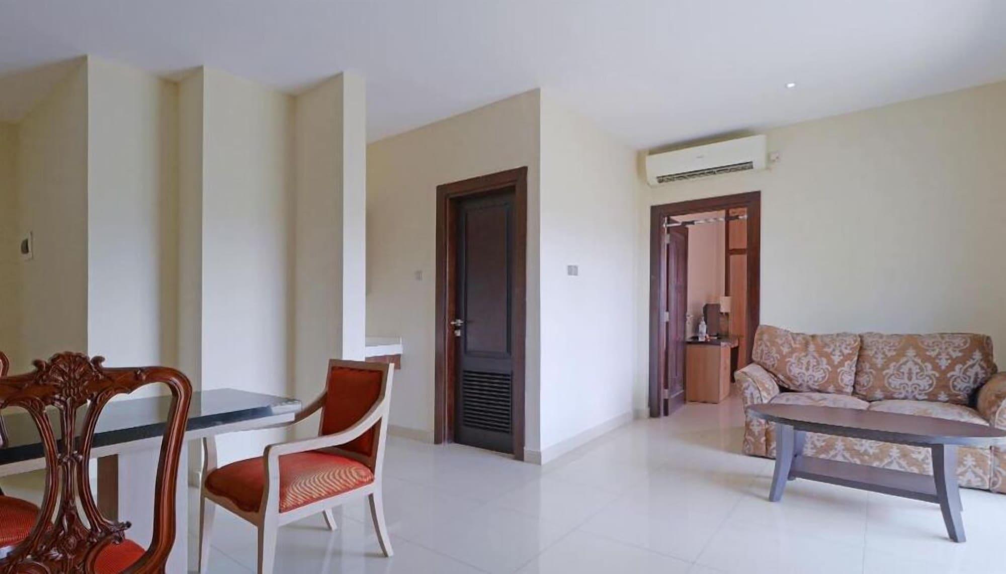 Mutiara Suites Джакарта Екстериор снимка