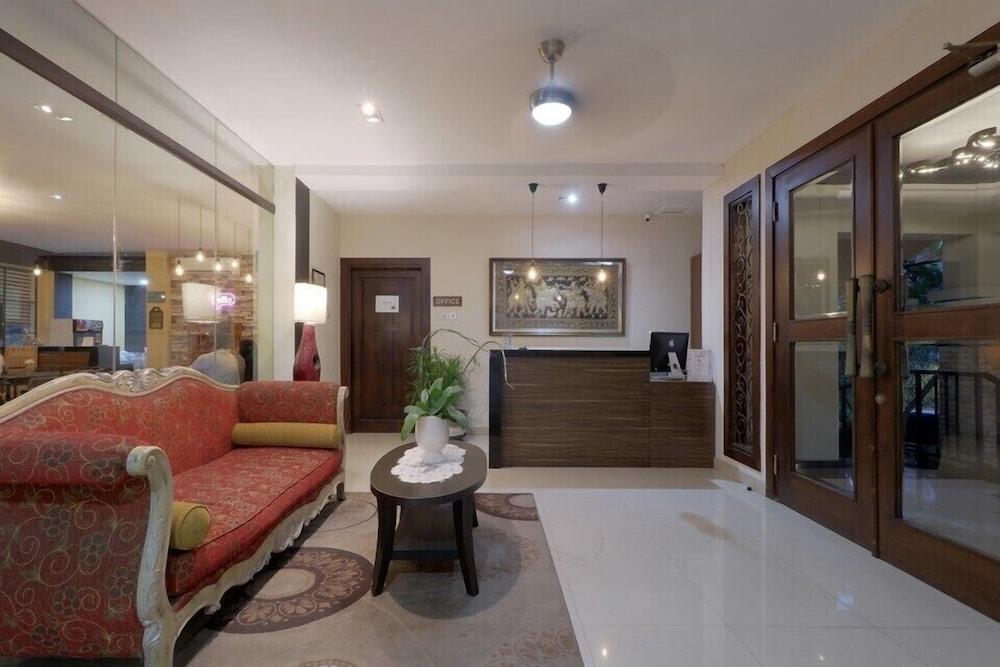 Mutiara Suites Джакарта Екстериор снимка