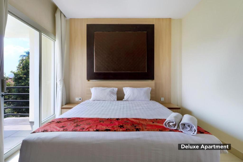Mutiara Suites Джакарта Екстериор снимка